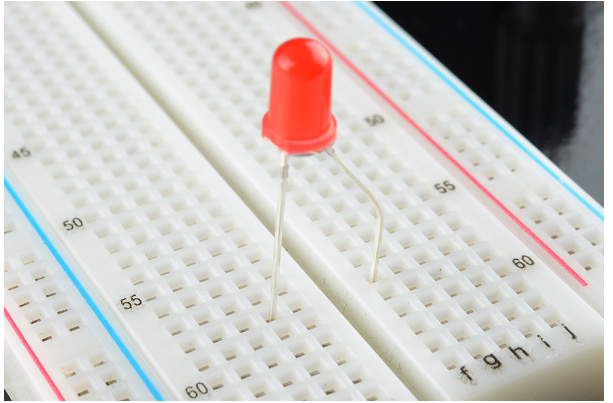 A correctly inserted LED on the breadboard